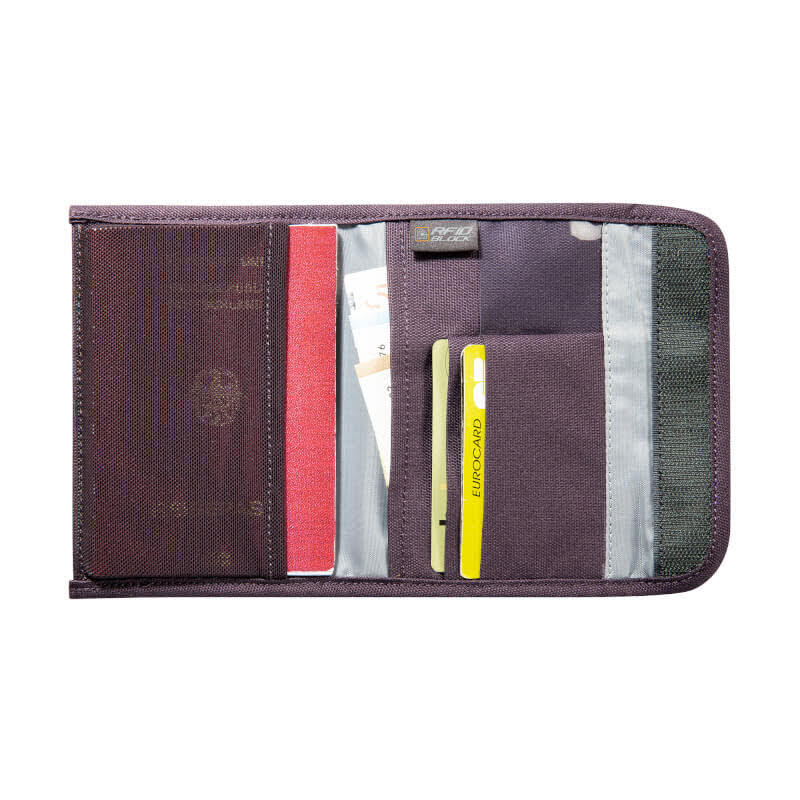 Passport Safe RFID B