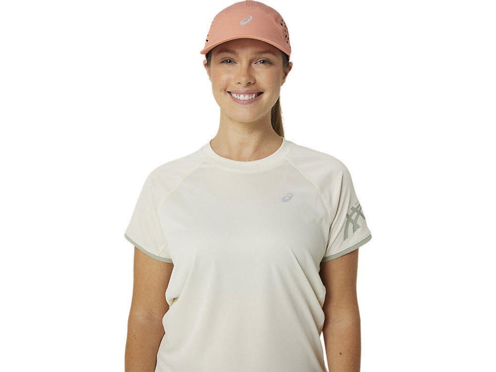 ULTRA LIGHTWEIGHT  RUNNING CAP