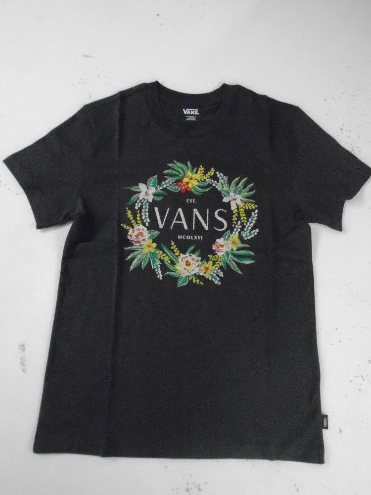 Wreath of Flowers BFF Tee